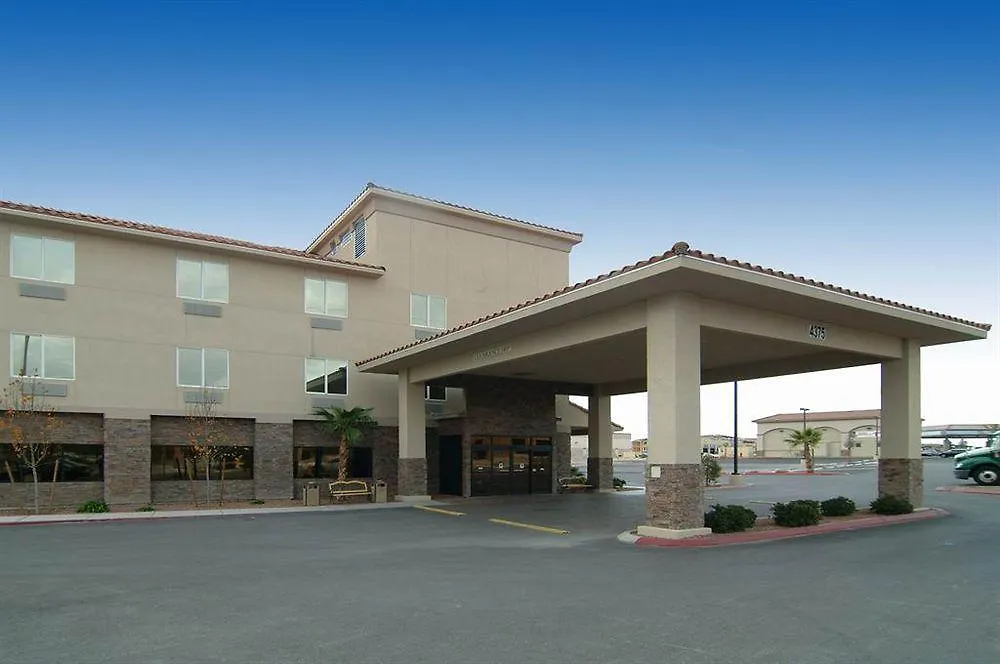 Comfort Inn & Suites Las Vegas - Nellis
